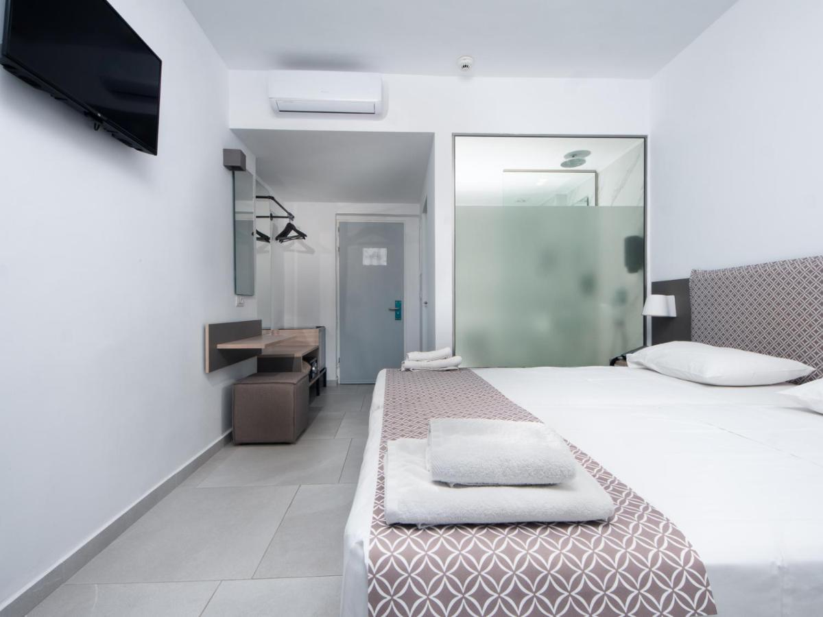 פליראקי Lymberia Hotel מראה חיצוני תמונה
