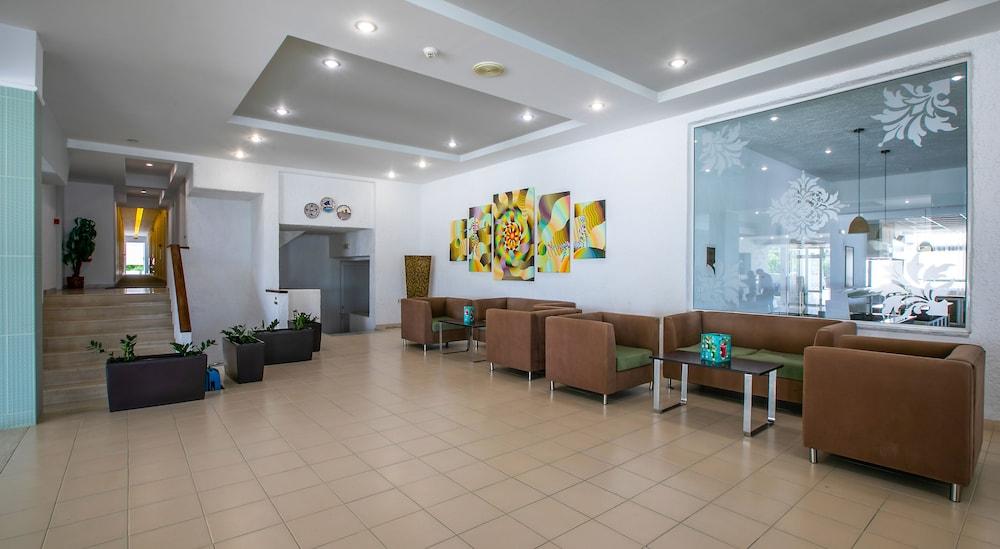 פליראקי Lymberia Hotel מראה חיצוני תמונה