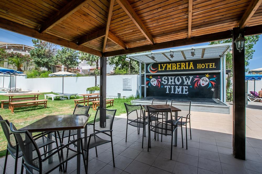 פליראקי Lymberia Hotel מראה חיצוני תמונה