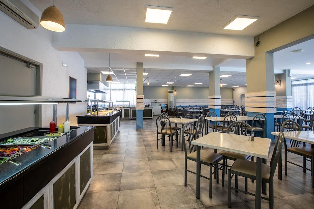 פליראקי Lymberia Hotel מראה חיצוני תמונה
