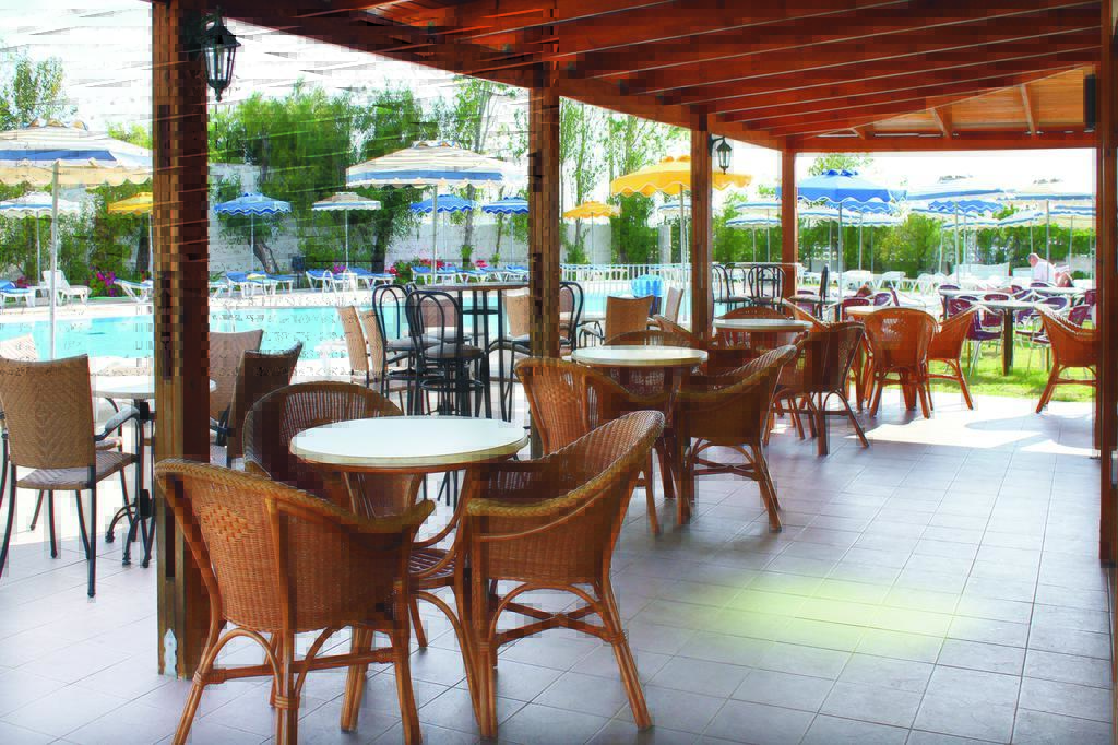 פליראקי Lymberia Hotel מראה חיצוני תמונה