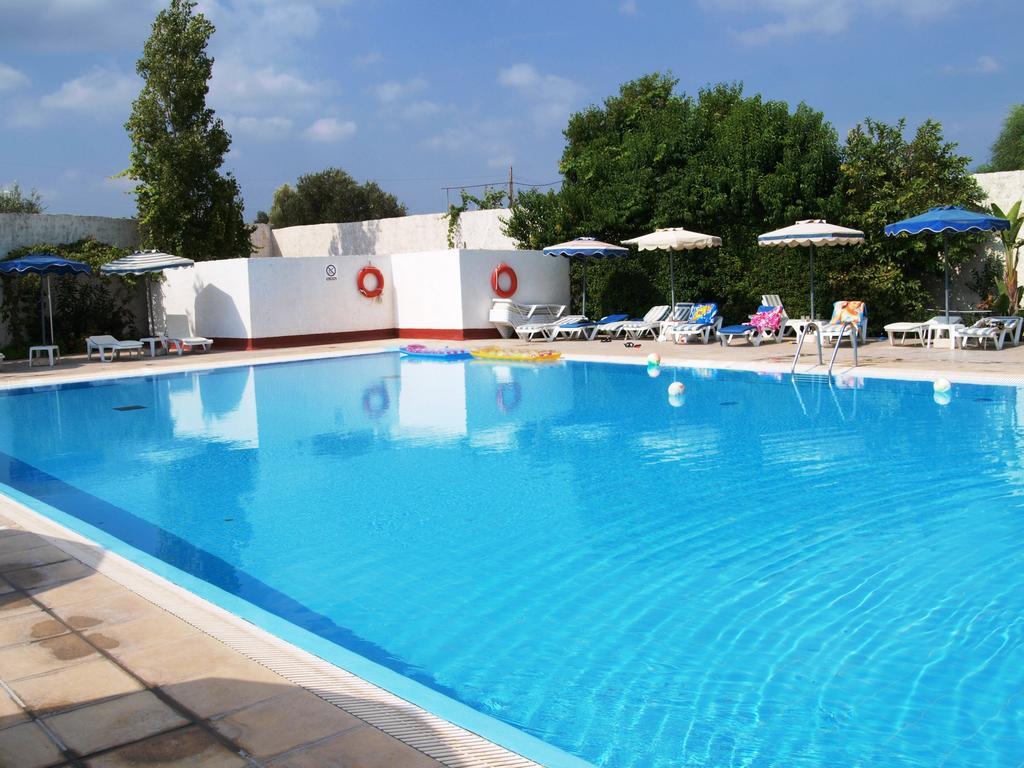 פליראקי Lymberia Hotel מראה חיצוני תמונה